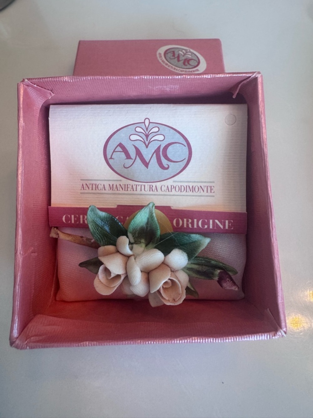 Antica Manifattura Capodimonte Floral Porcelain Pin - Pink Box